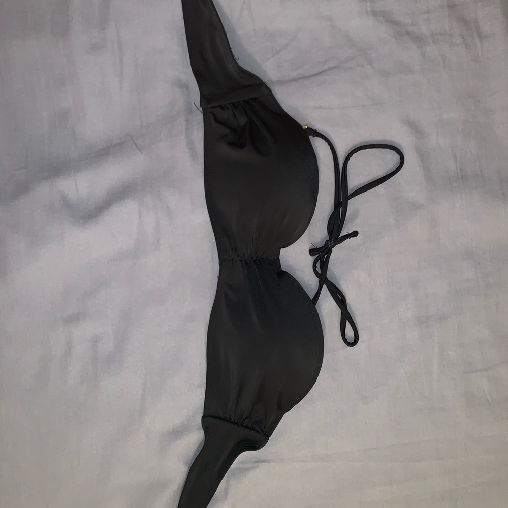 Bandeau bikini top